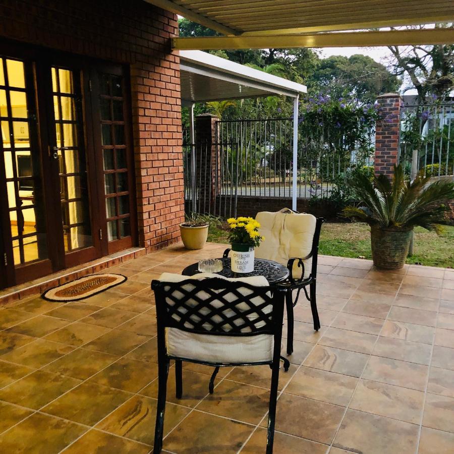 Rondeletia - Premium Self Catering Apartment Gillitts