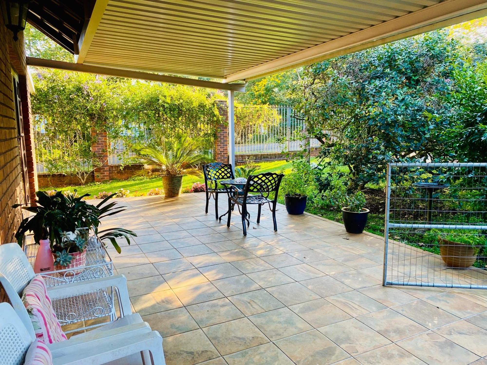 Rondeletia - Premium Self Catering Gillitts